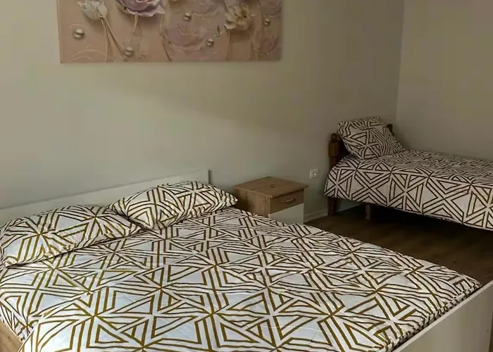 Cute At Center Apartman